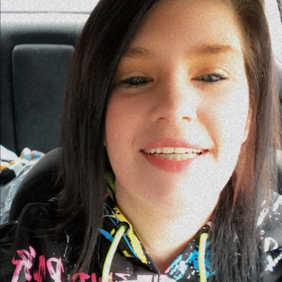 Meet your Posher, Kandyce - Picture 1 of 1